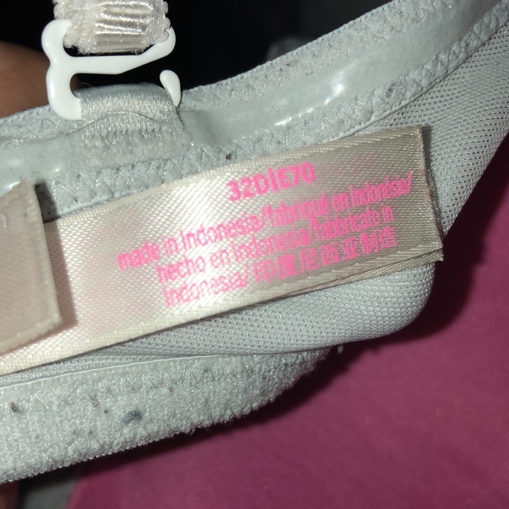 Gray Pink Victoria's Secret Wear everyWhere Multi-way push up bra size 32D​​​ - Picture 5 of 7